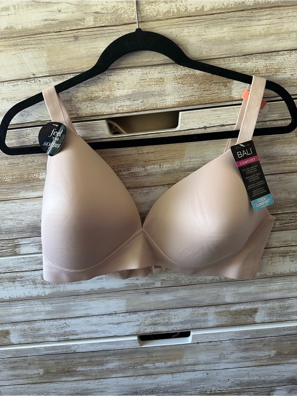 🌸 Bali Comfort Revolution Cool Comfort Bra 3XL Nude Foam Cup NWT
